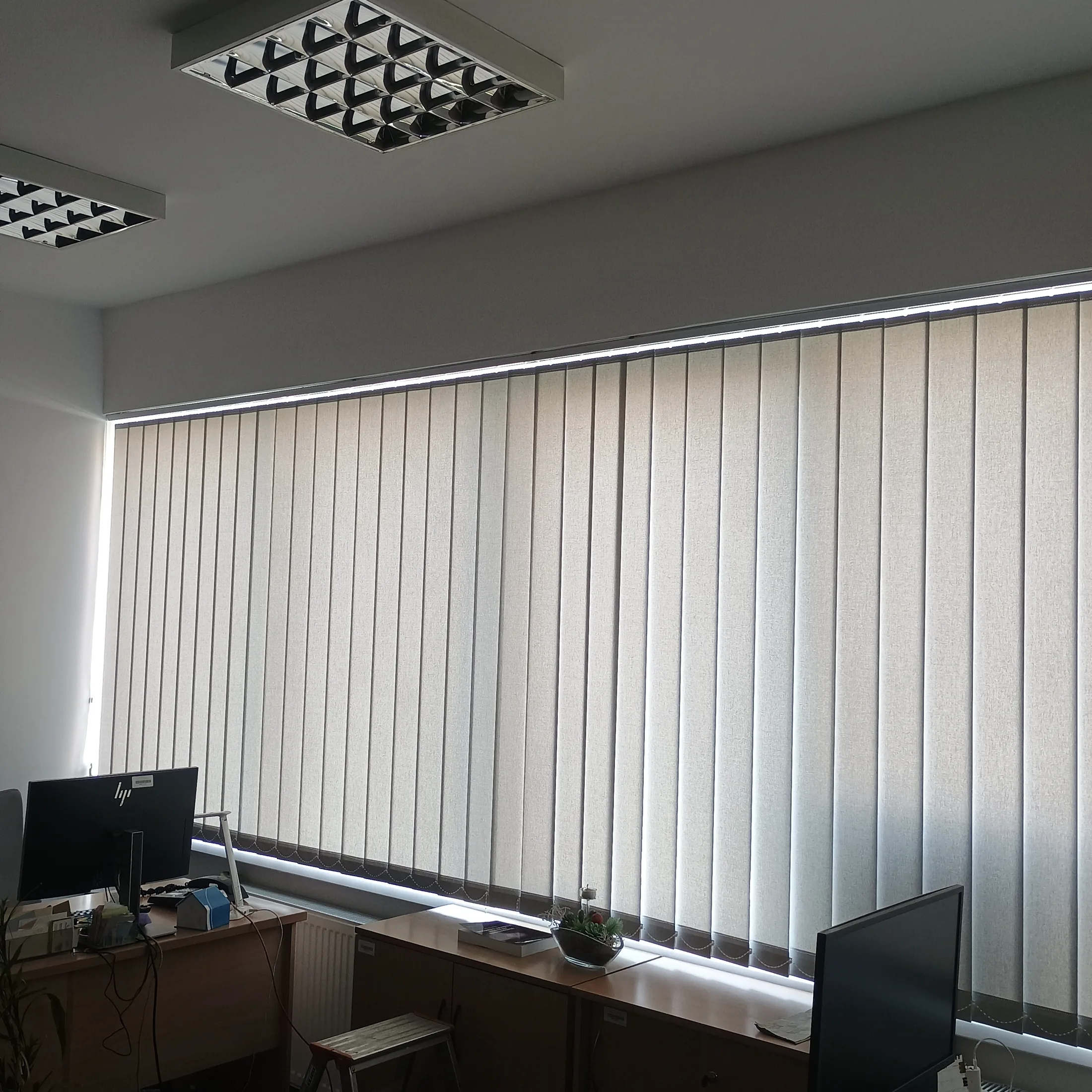 Verticale tkaninowe wykonane na wymiar przez ANBO w Toruniu – realizacja 02